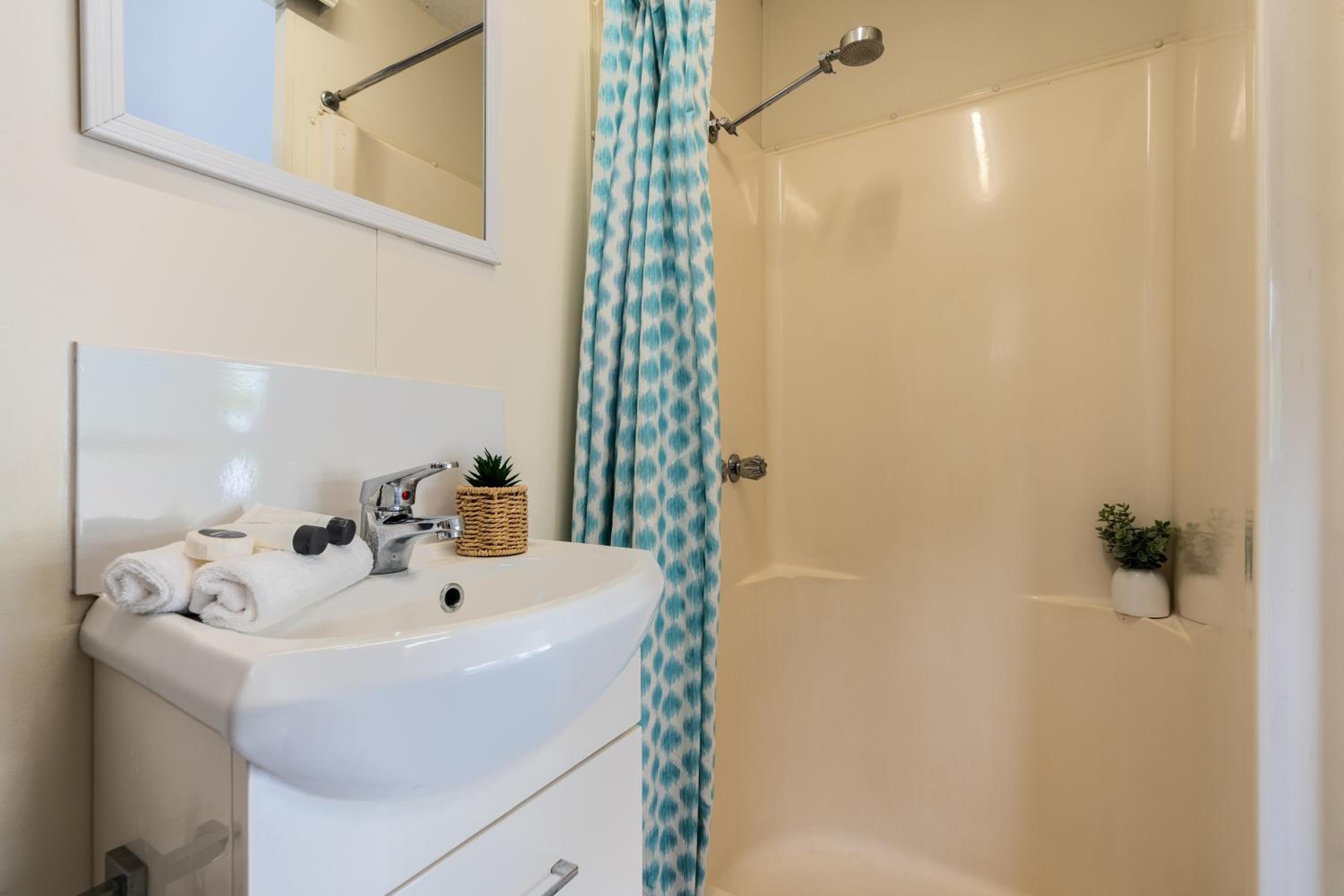 Tasman Holiday Parks - Cairns Cool Waters