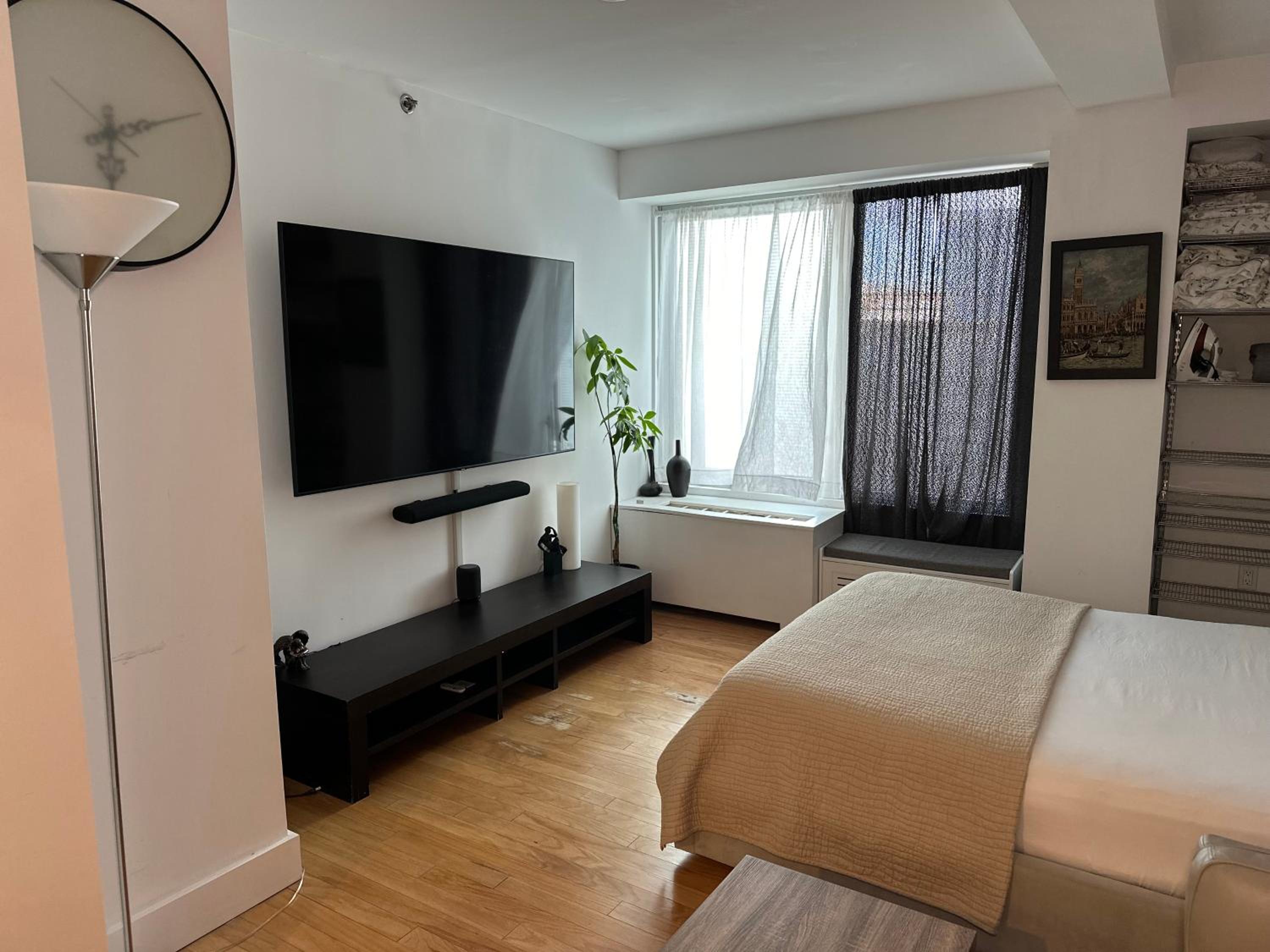 Studio apart Time Square
