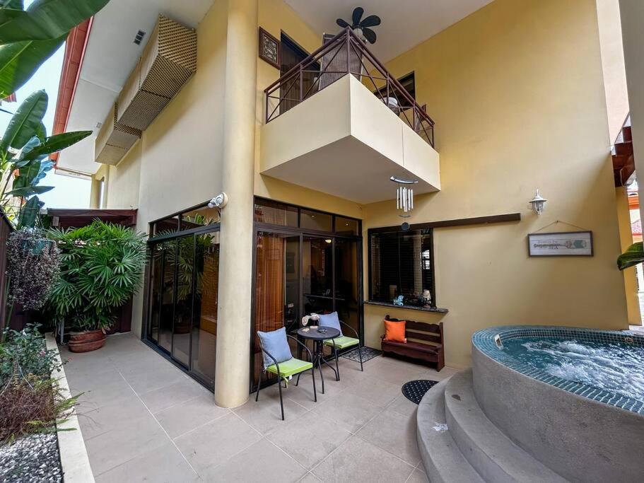 Beautiful Family Villa near Punta Leona