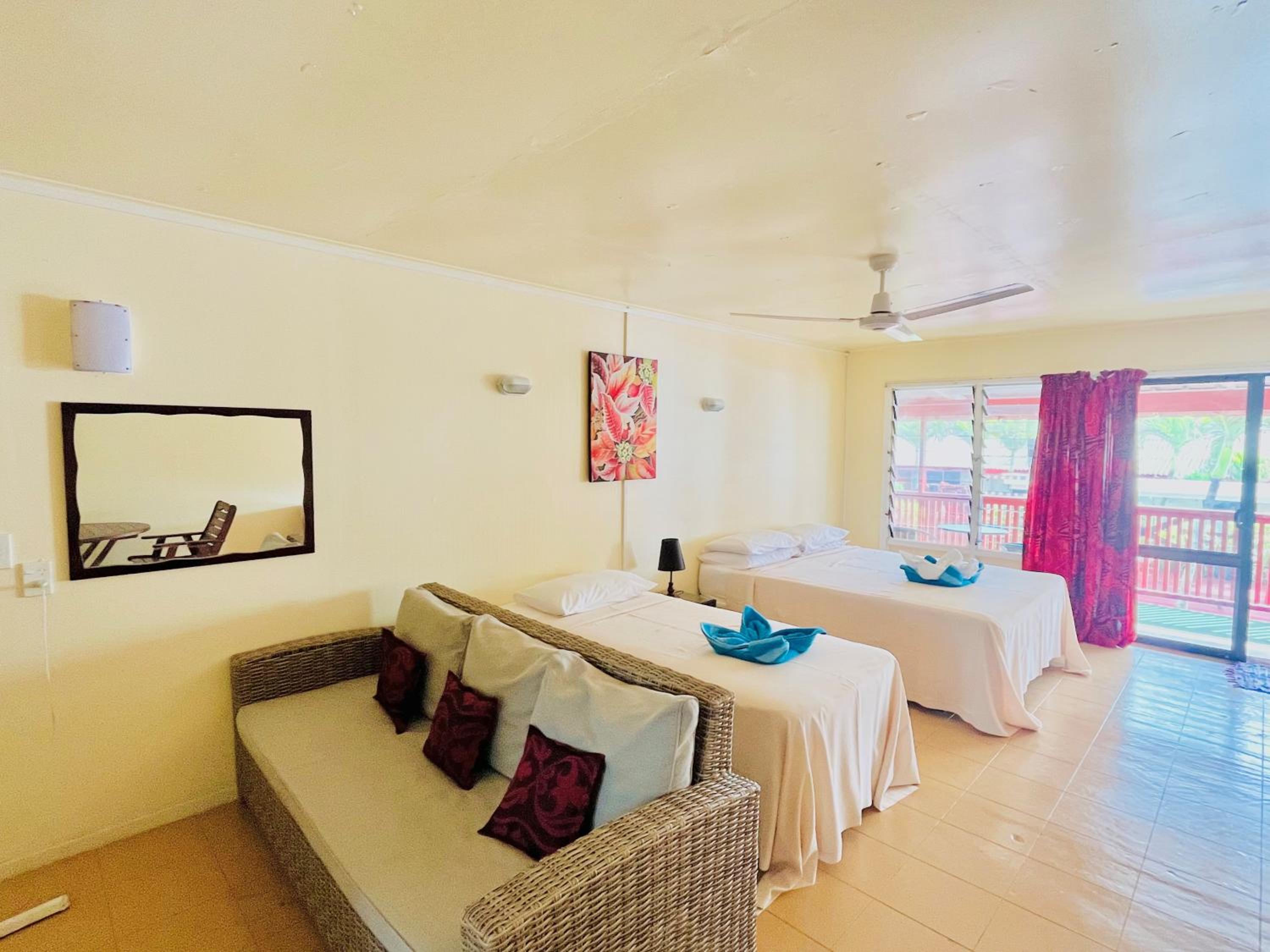 Kiikii Inn & Suites