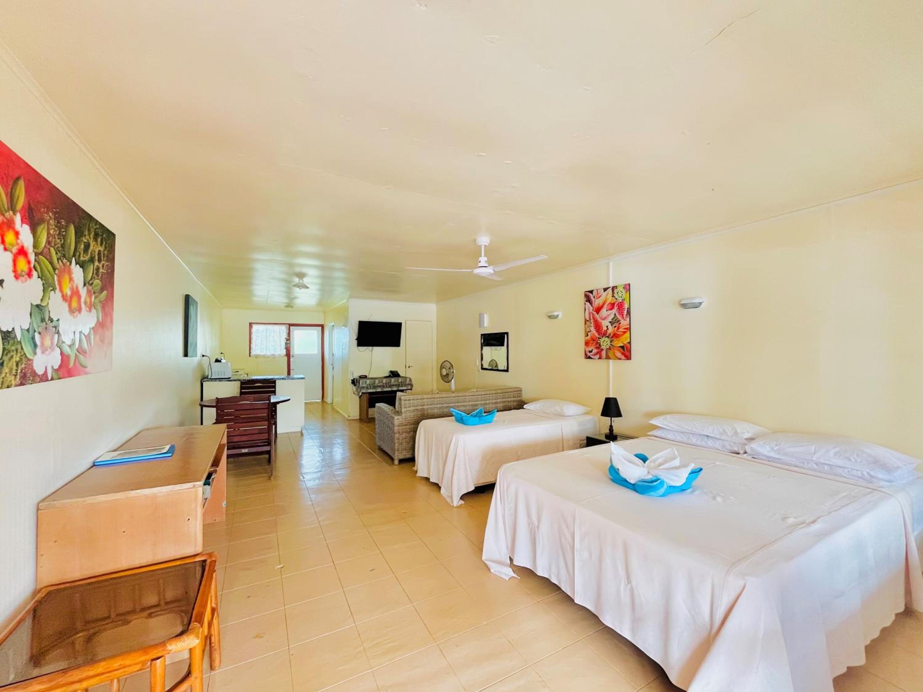 Kiikii Inn & Suites