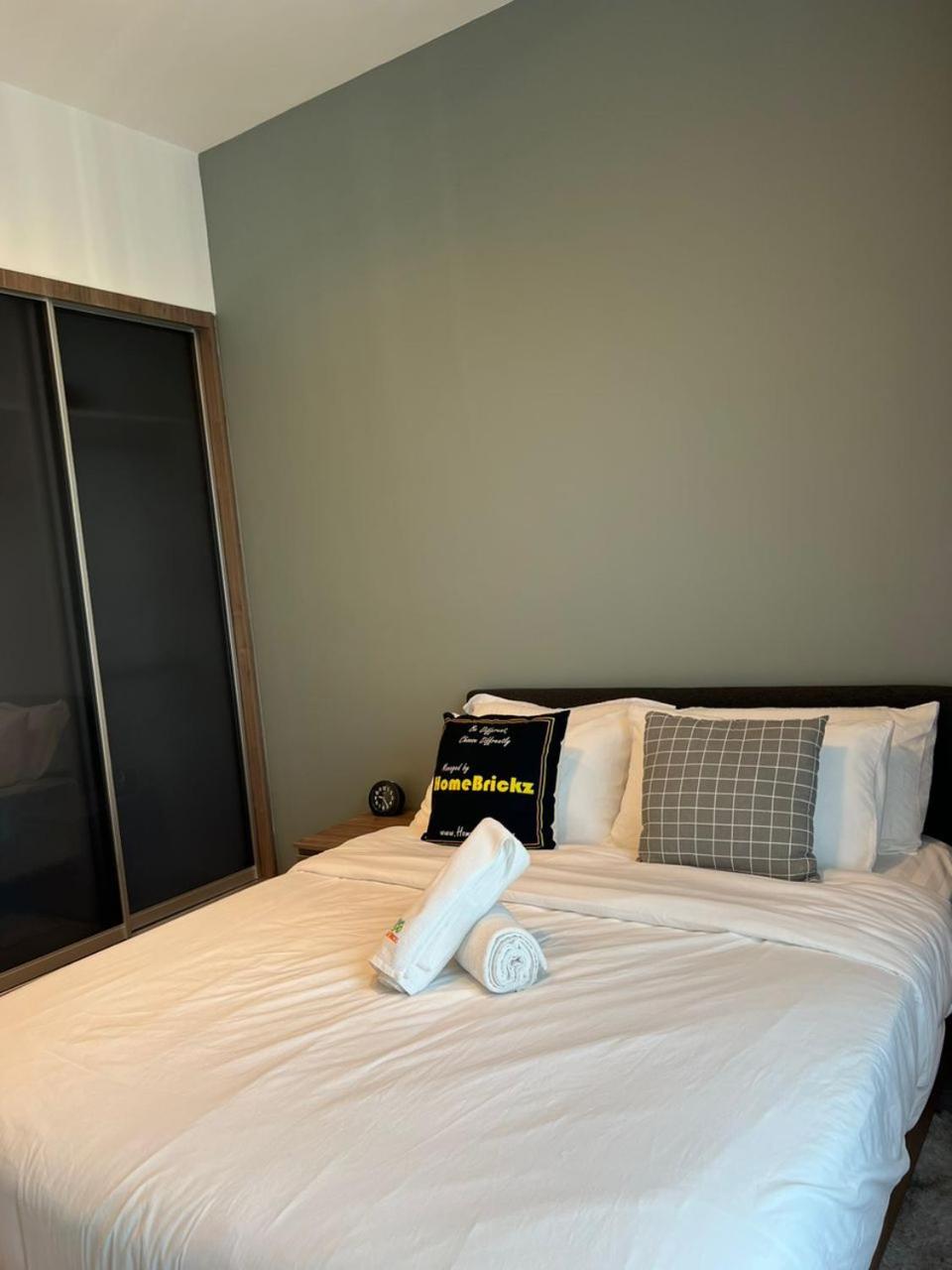 Cubic Botanical Suites Bangsar South by HomeBrickz