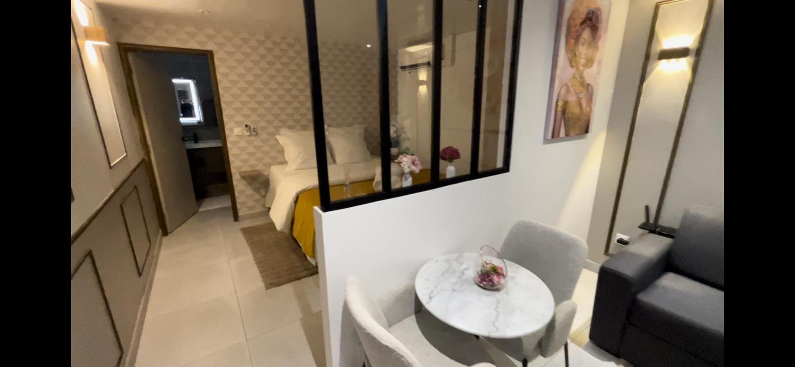 hotel room