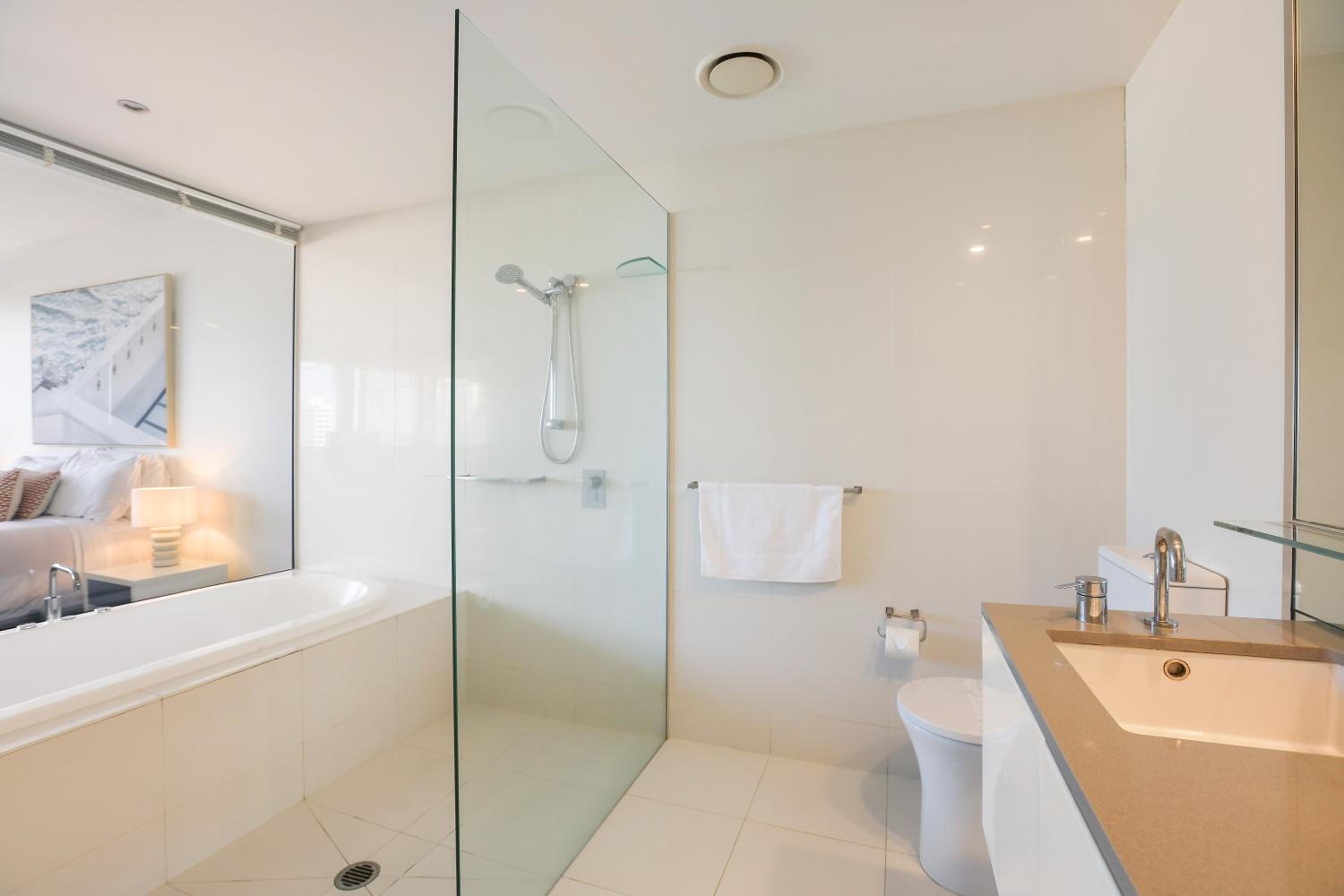 Circle on Cavill 2, 3, 4 & 5 Bedroom SkyHomes & SUB PENTHOUSES by Gold Coast Holidays
