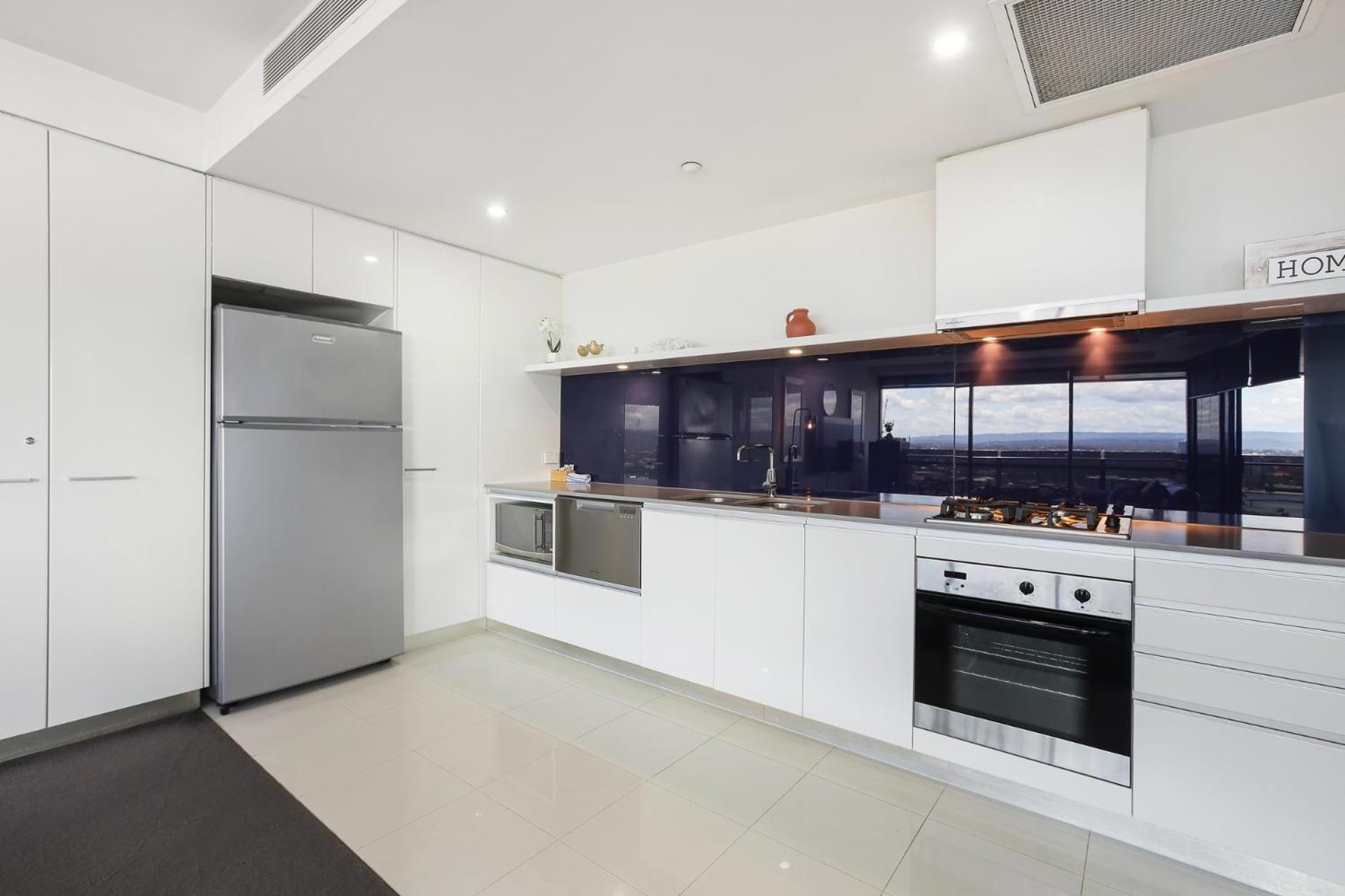Circle on Cavill 2, 3, 4 & 5 Bedroom SkyHomes & SUB PENTHOUSES by Gold Coast Holidays