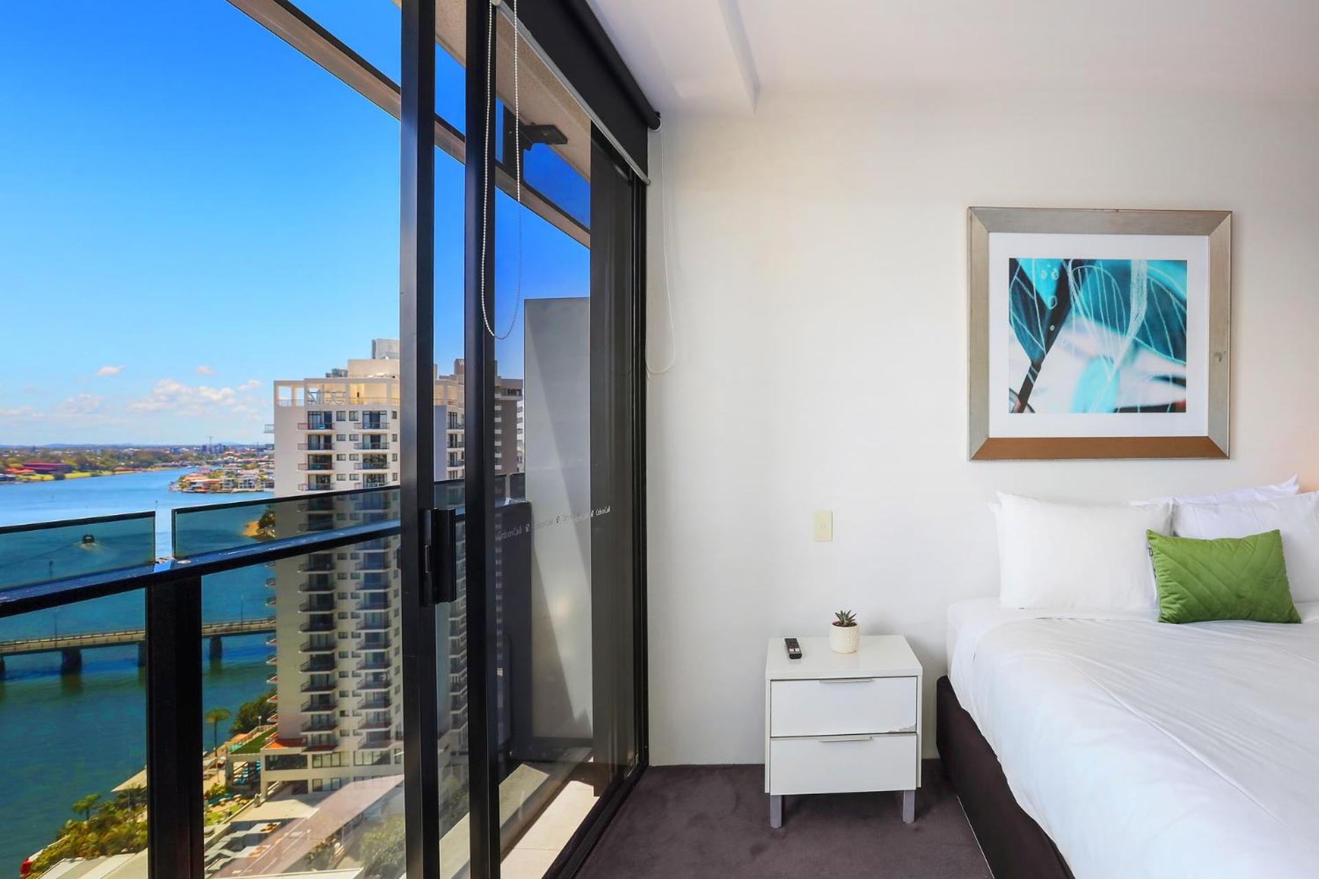 Circle on Cavill 2, 3, 4 & 5 Bedroom SkyHomes & SUB PENTHOUSES by Gold Coast Holidays