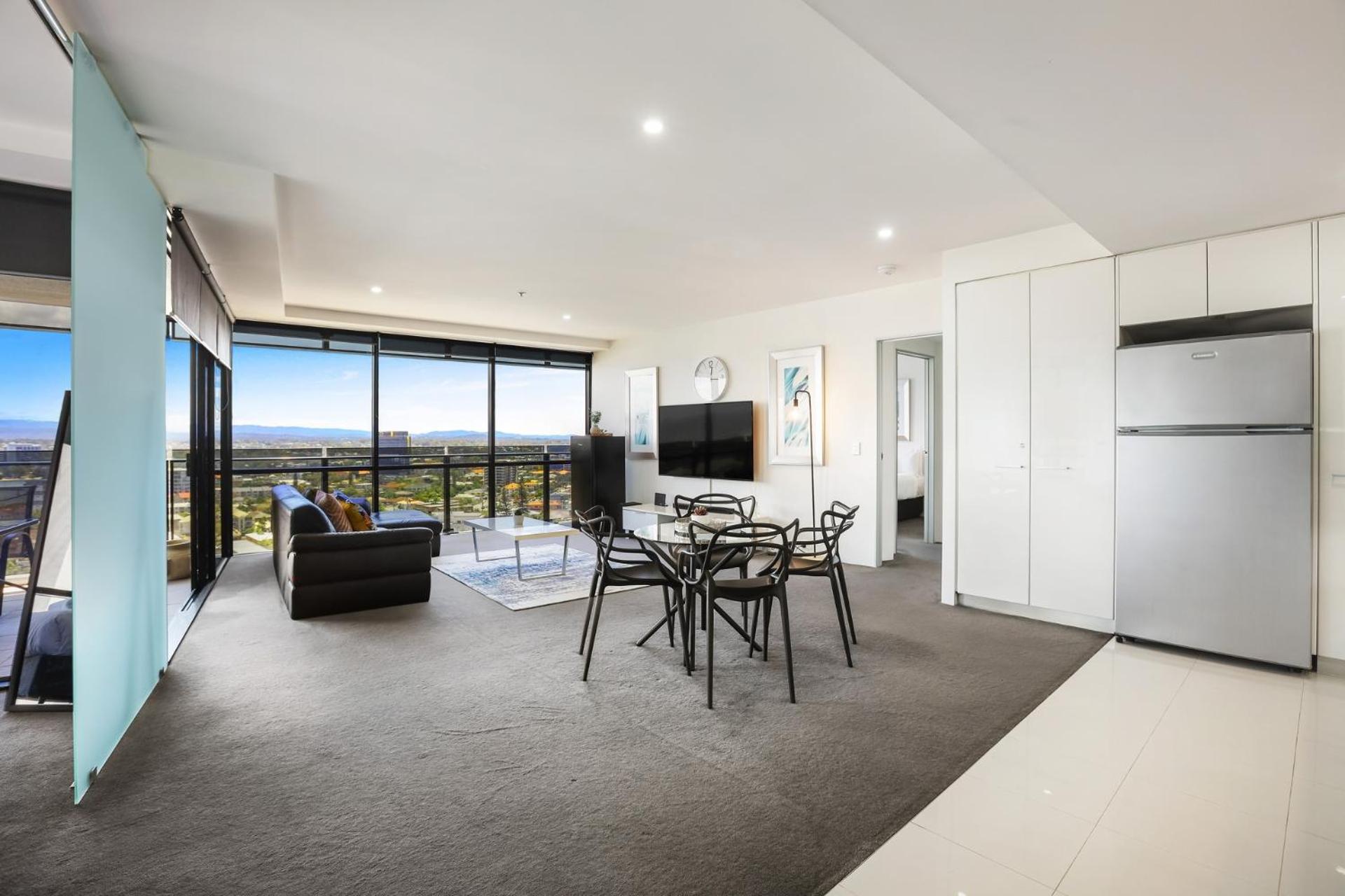 Circle on Cavill 2, 3, 4 & 5 Bedroom SkyHomes & SUB PENTHOUSES by Gold Coast Holidays