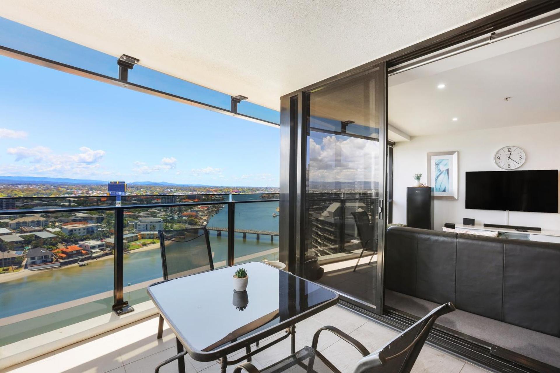 Circle on Cavill 2, 3, 4 & 5 Bedroom SkyHomes & SUB PENTHOUSES by Gold Coast Holidays