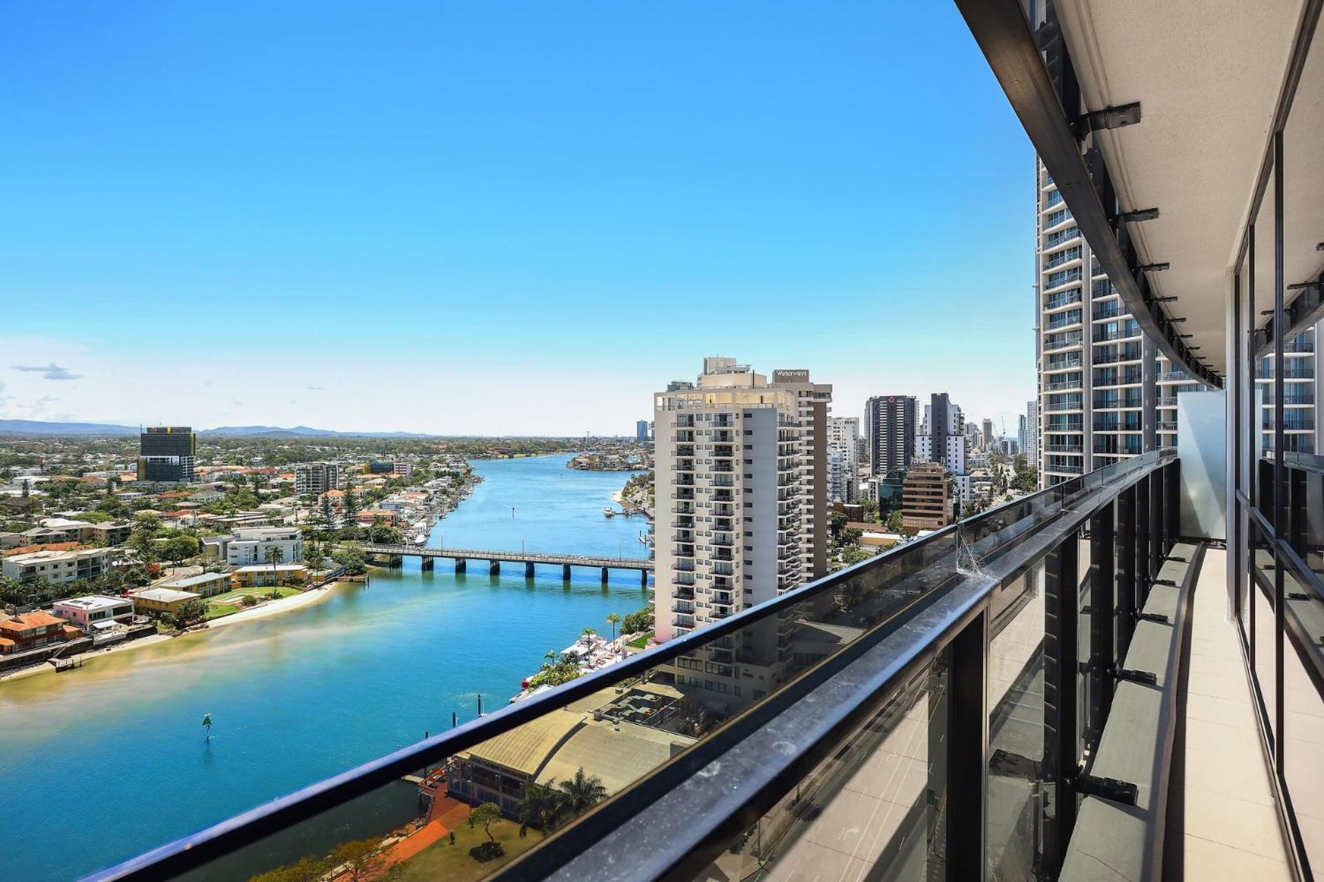 Circle on Cavill 2, 3, 4 & 5 Bedroom SkyHomes & SUB PENTHOUSES by Gold Coast Holidays