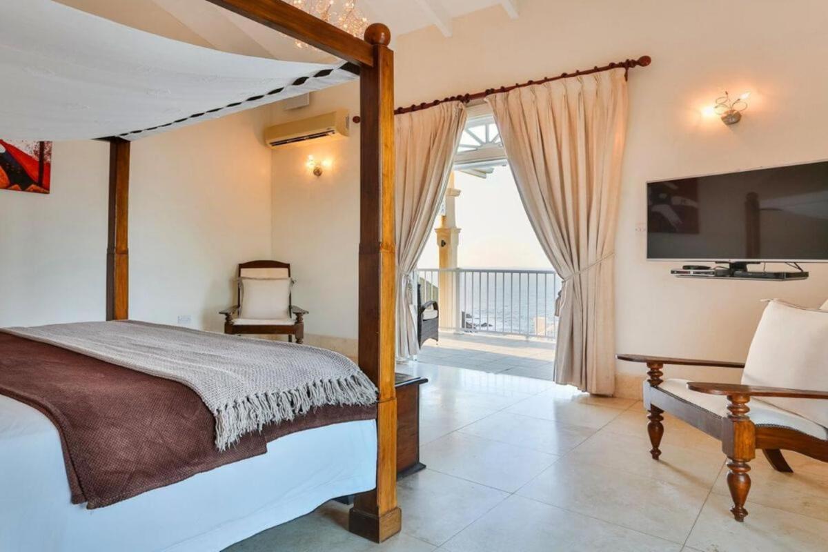 Grandiose 4 Br Sea Facing Villa view 5