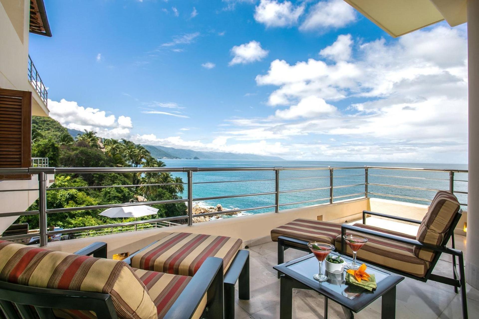 Luxury 5 Br Villa with incredible views view 3