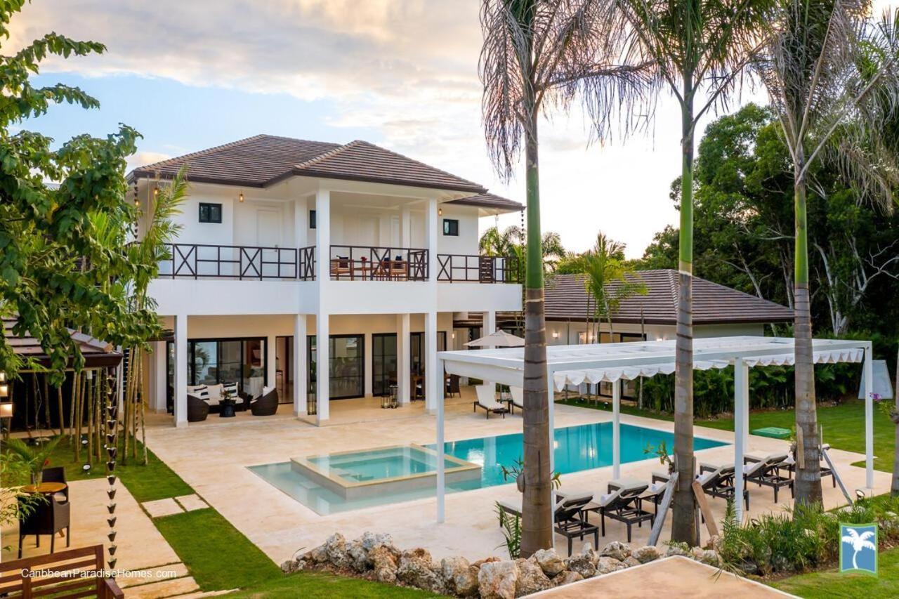 Gorgeous Four Bedroom Villa