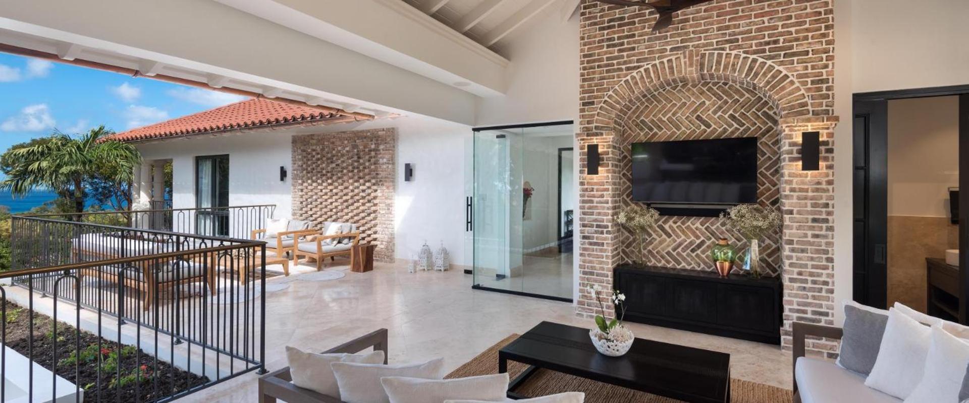 Luxury 10 bedrooms Villa