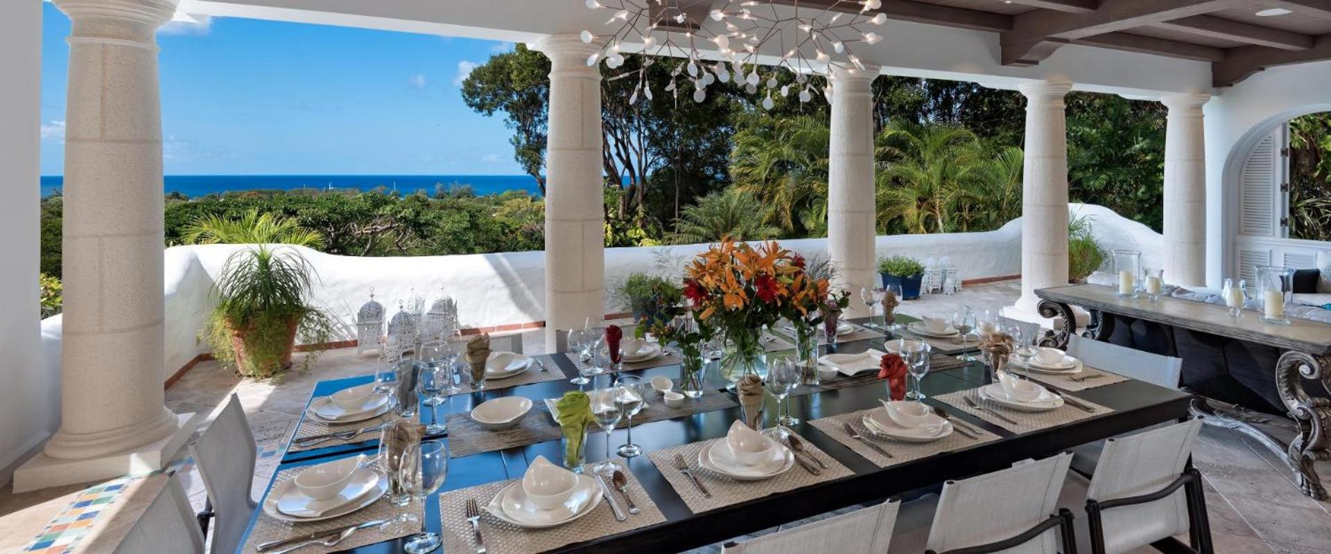 Luxury 10 bedrooms Villa