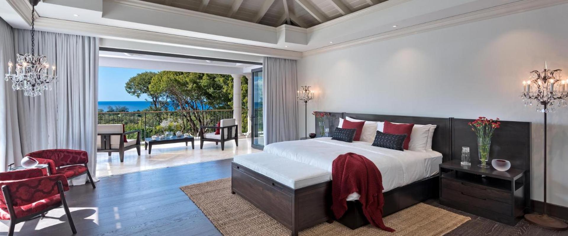 Luxury 10 bedrooms Villa