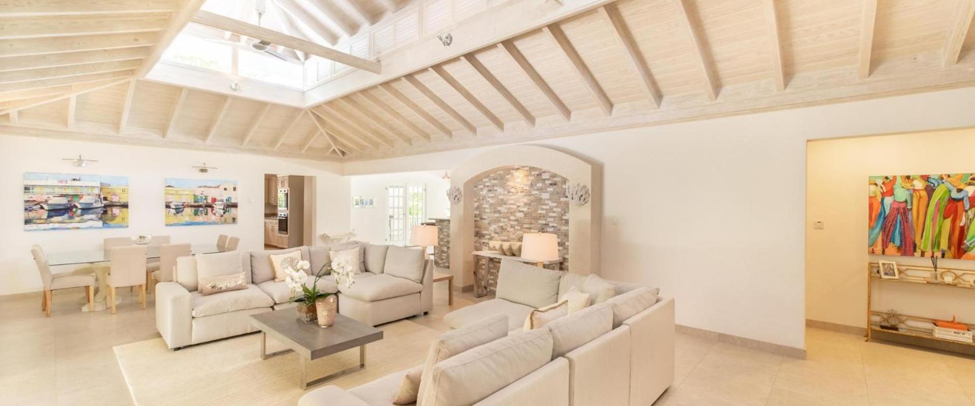 Beautiful 4 Br Villa in Sandy Lane