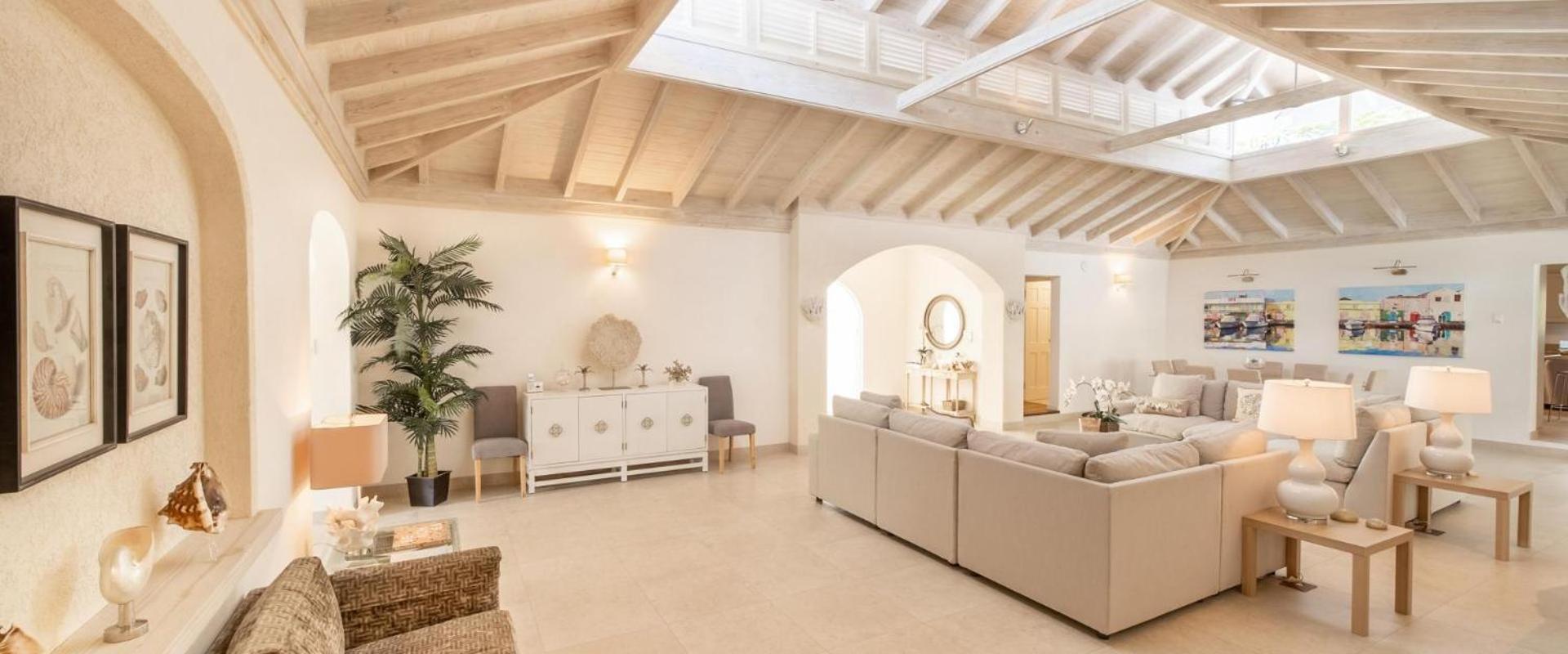 Beautiful 4 Br Villa in Sandy Lane