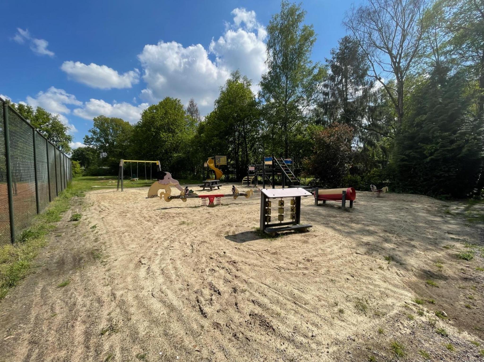 Photo 28