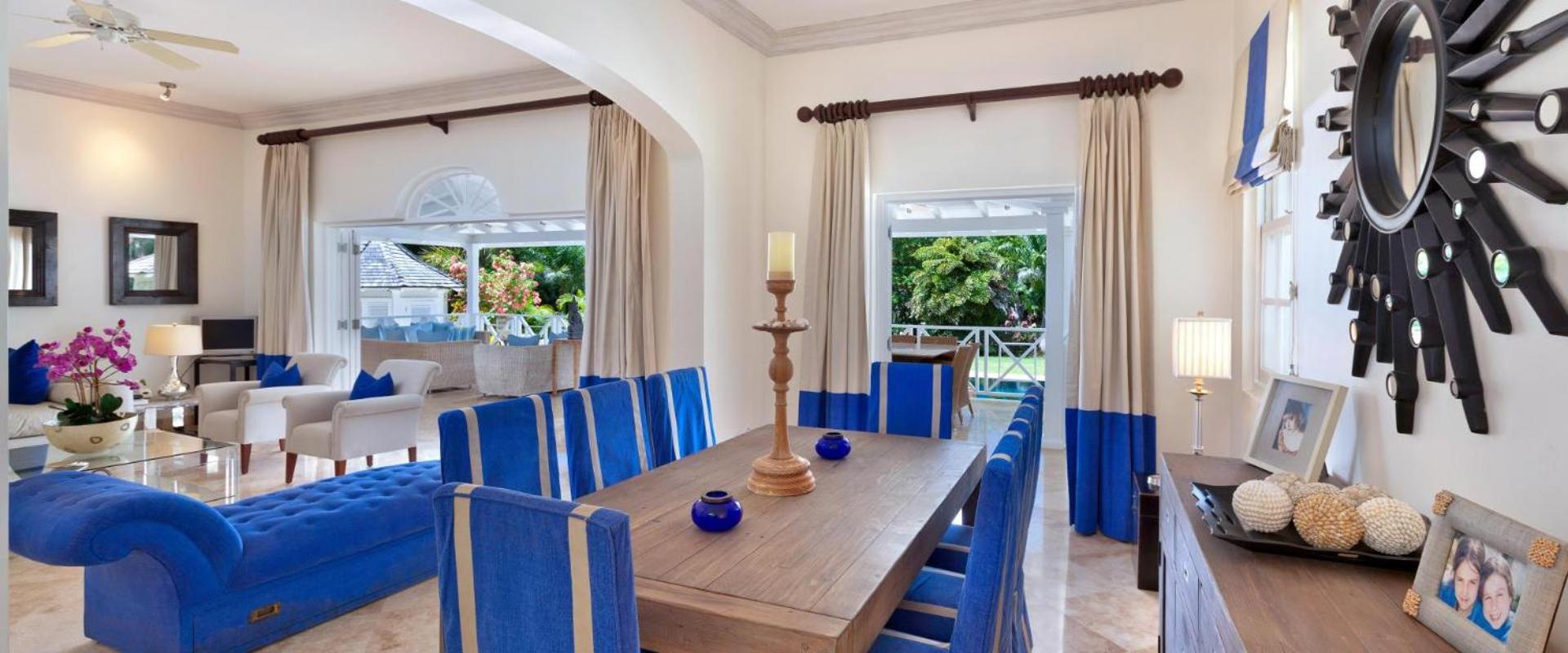 Beautiful 6 Br Villa with private pool