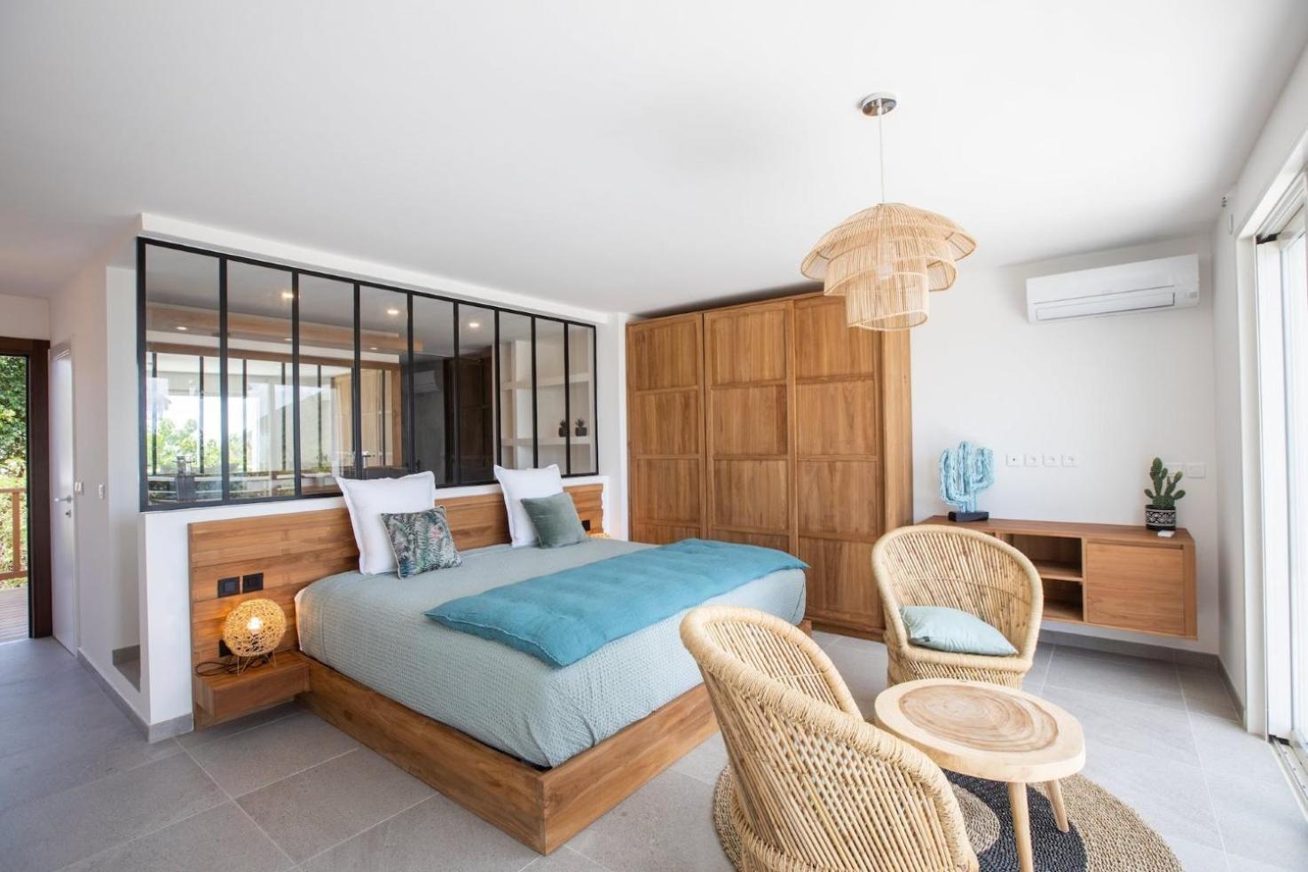 This Villa in Saint Martin, offers a beautiful view of the Bay of Anse Marcel view 4