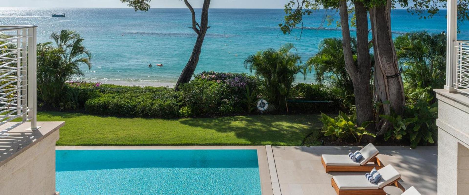 Spacious and bright 5 Br Villa