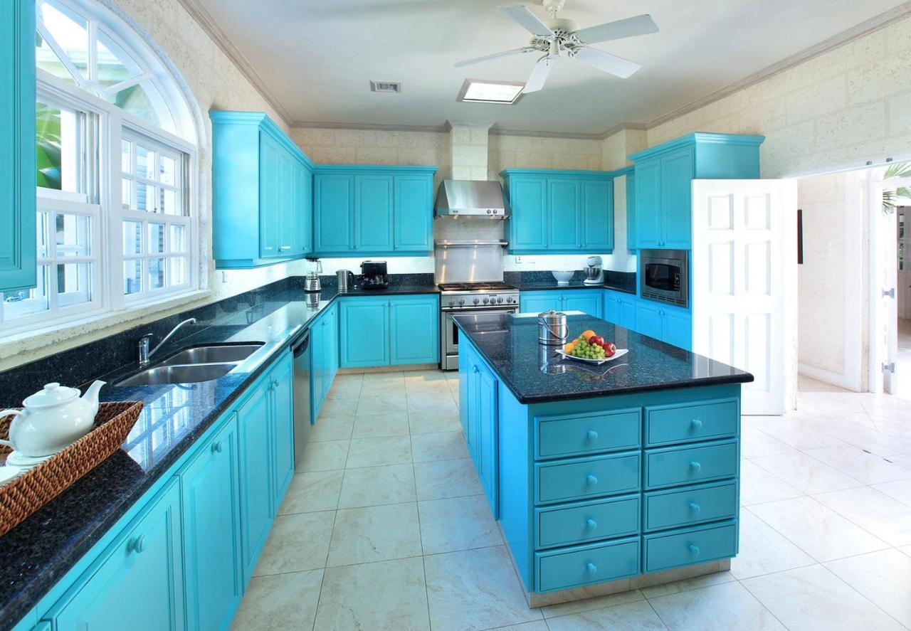 Luxurious and Spacious 5 Br Villa