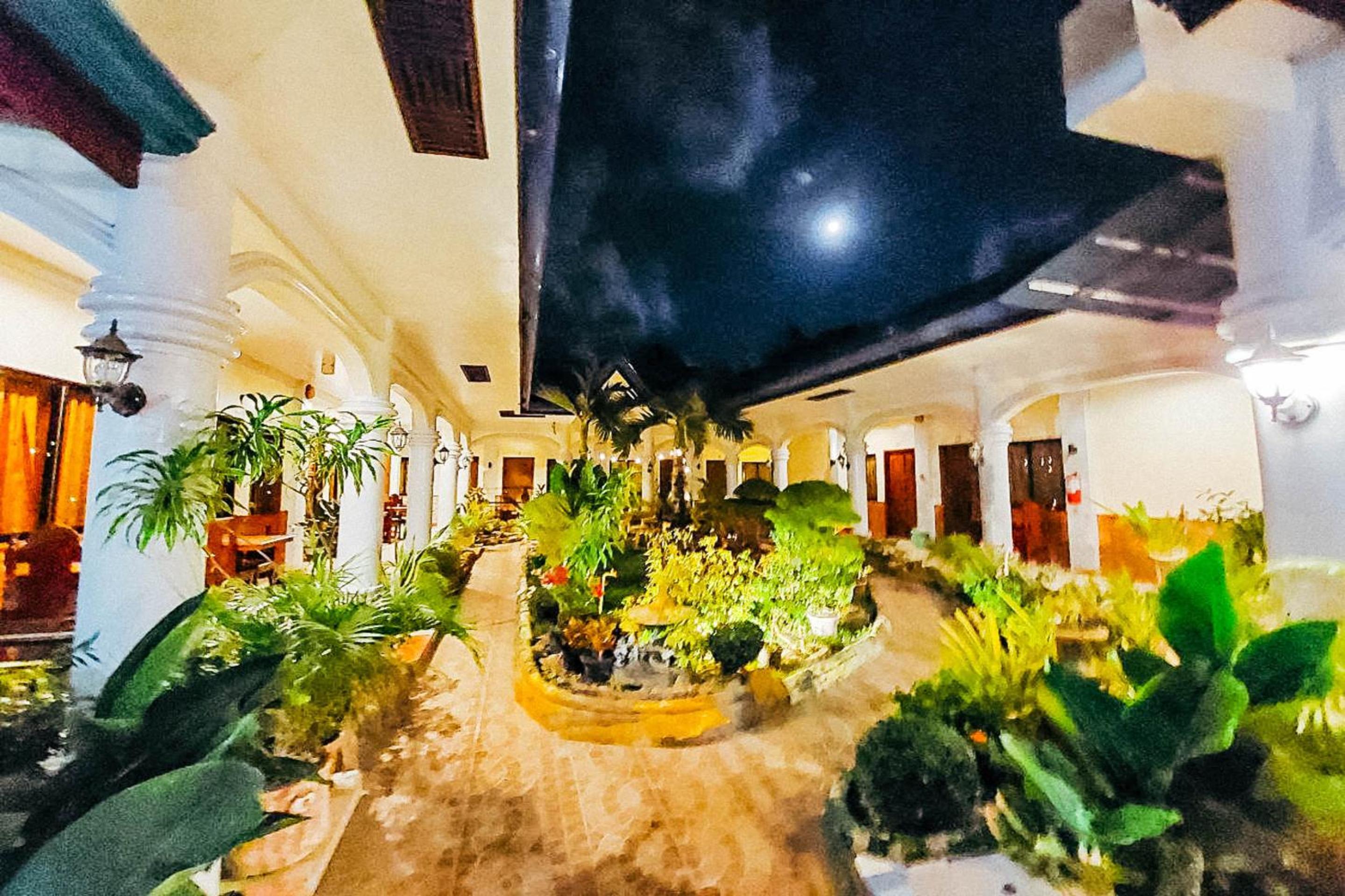 MBG Travellers Inn powered by Cocotel view 4