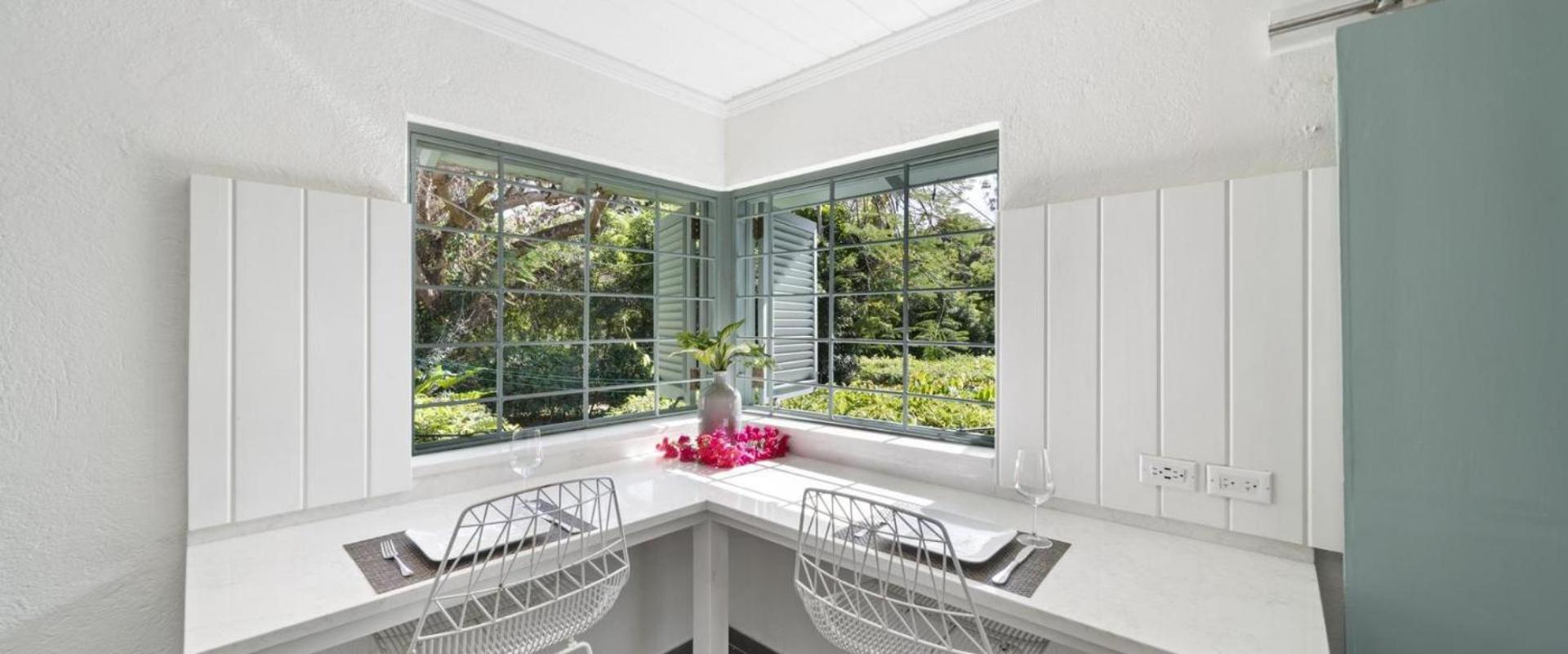 Lovely 4-bedroom holiday Villa