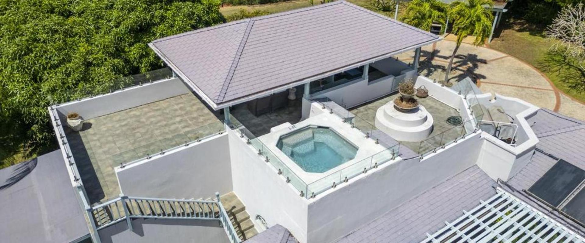 Lovely 4-bedroom holiday Villa