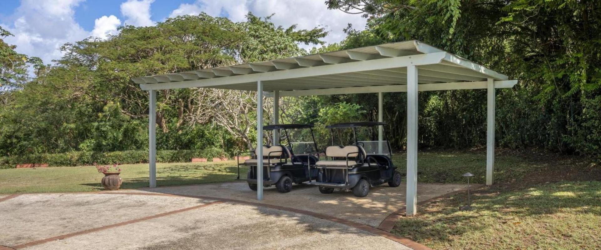 Lovely 4-bedroom holiday Villa