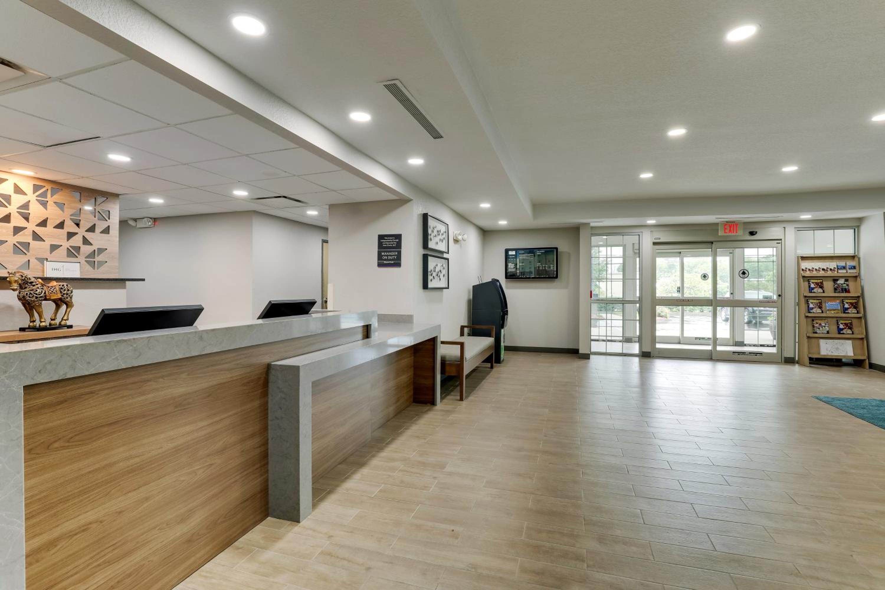 Lexington Vacations - Candlewood Suites Lexington, an IHG Hotel - Property Image 107