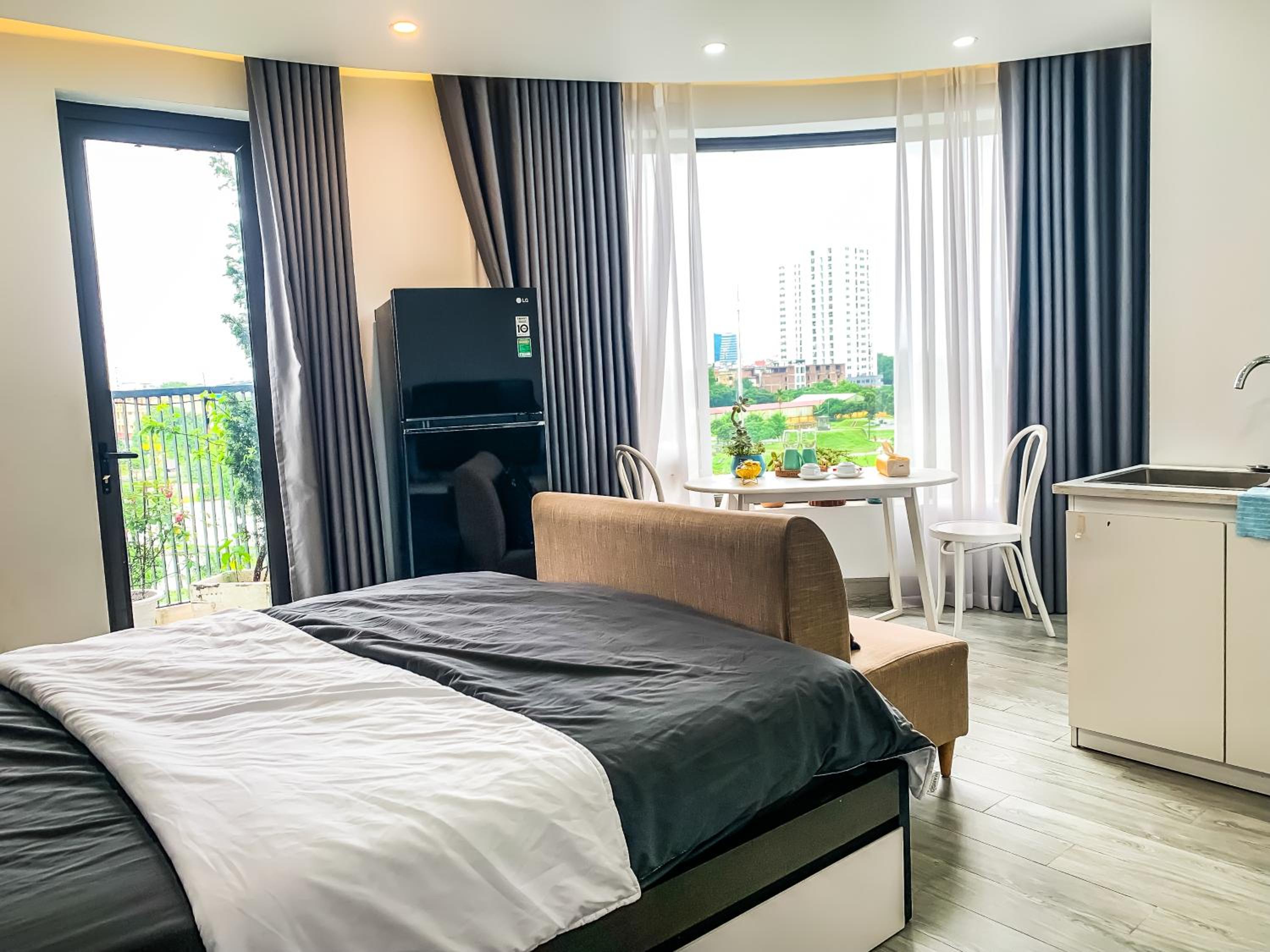 Green Line Long Bien - Serviced Apartment - Ngoc Thuy - Hanoi
