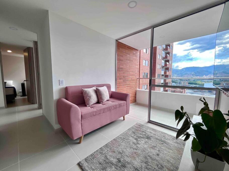 Beautiful Apartament Poblado-San Diego Medellin