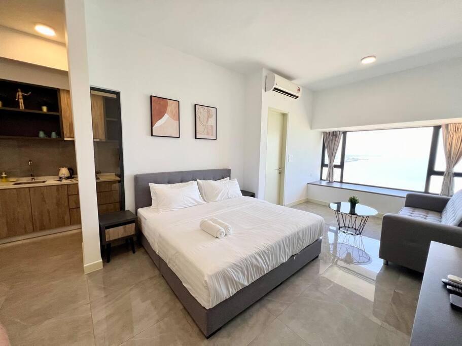 New Imperio Studio 2pax-sea-view melaka-bathub photo 5