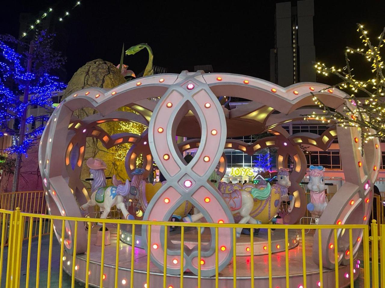 I-City 2R,2B, FREE Wifi & 50inch SmartTV fit 1-9pax