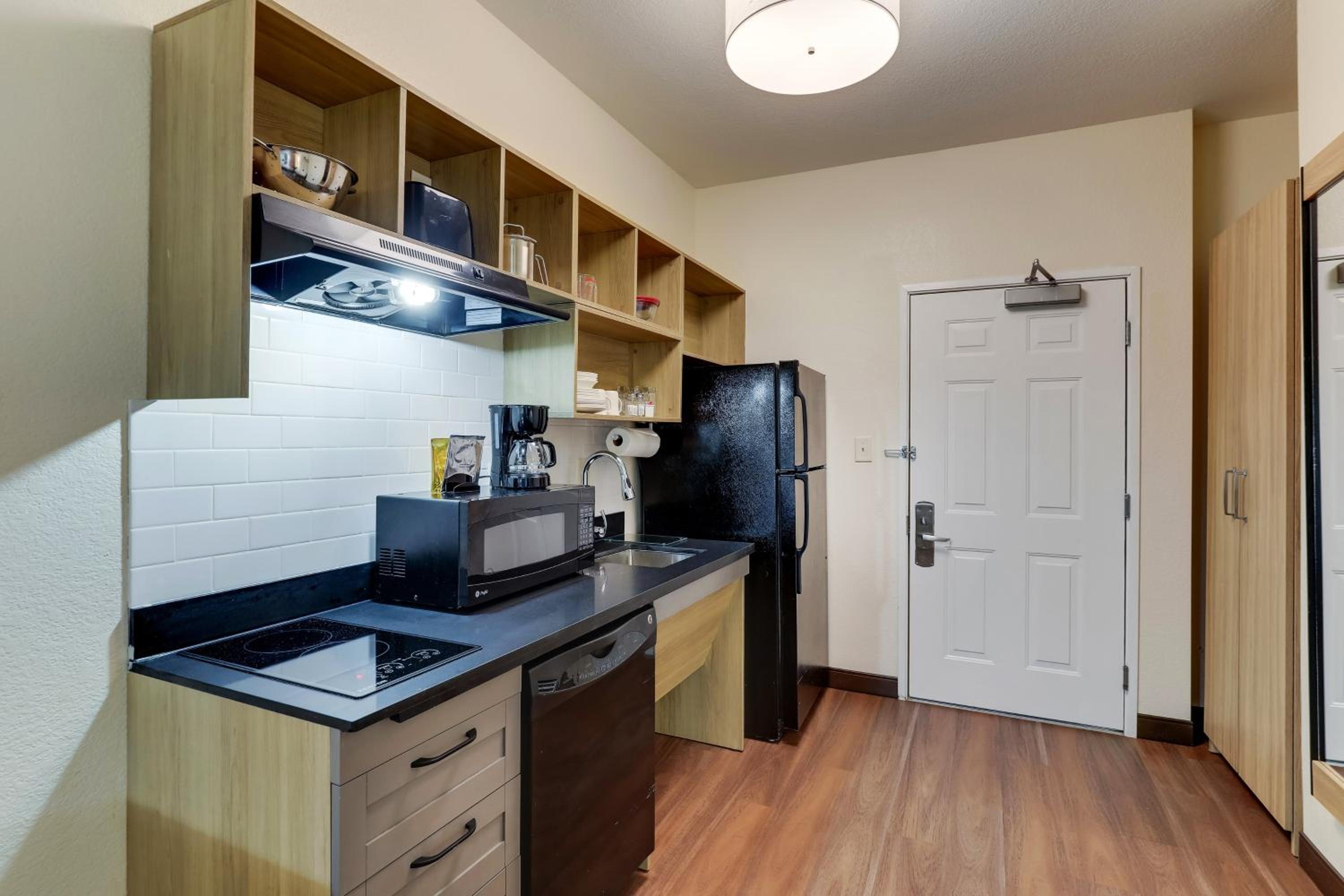 Lexington Vacations - Candlewood Suites Lexington, an IHG Hotel - Property Image 63