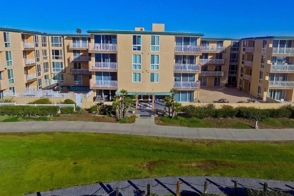 Seashore Retreat