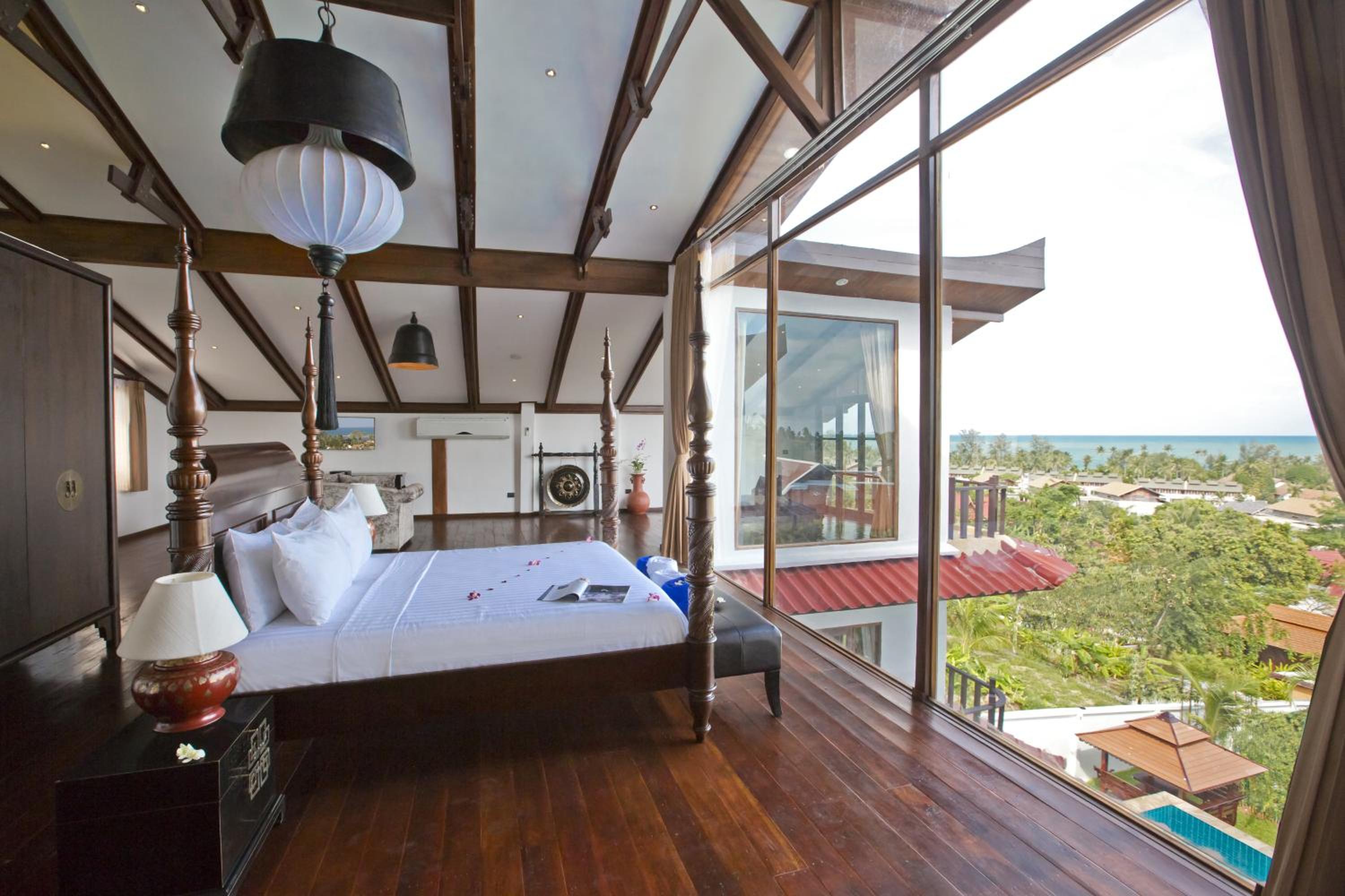 Royal Majestic Grand Thai Villa view 3