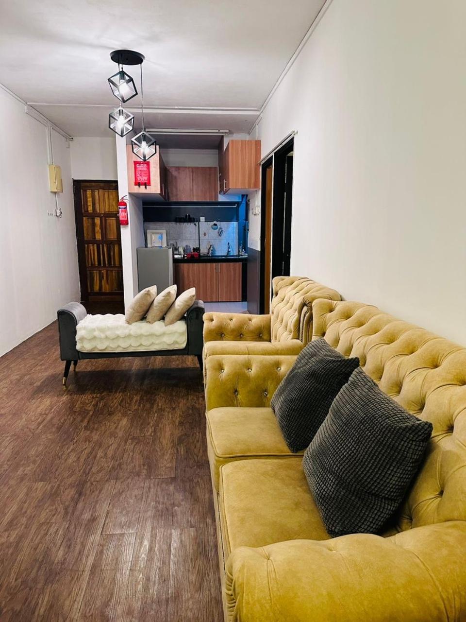 Homestay Syahezzie Two Fully Aircond & Netflix