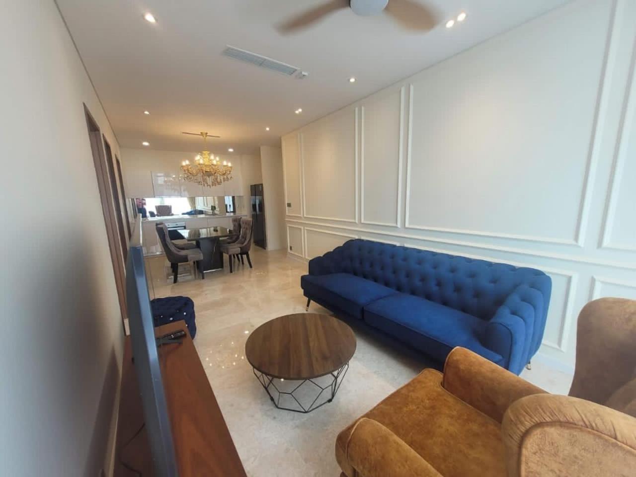 FNF Suites