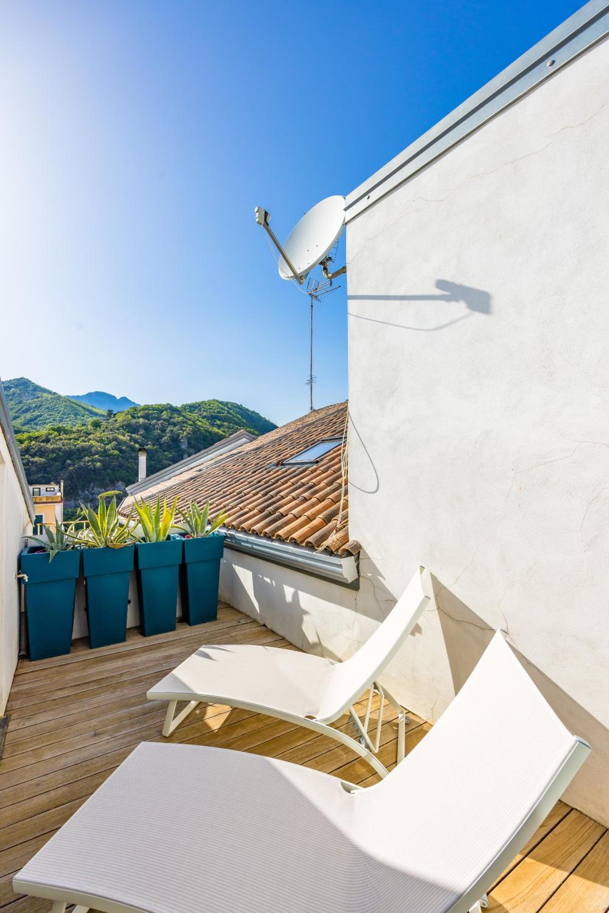 balance & terrace
