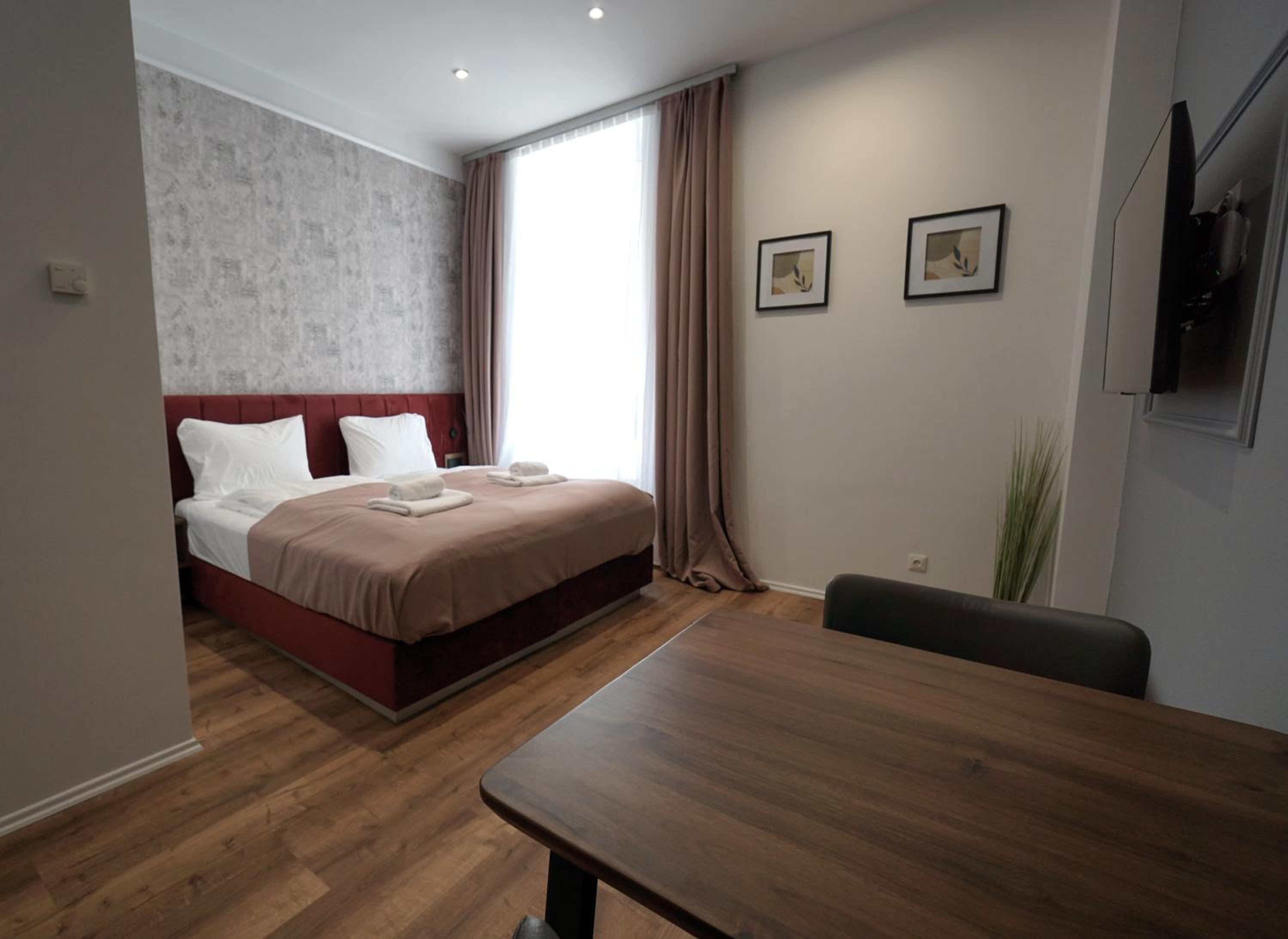 Viva La Vienna Apartments