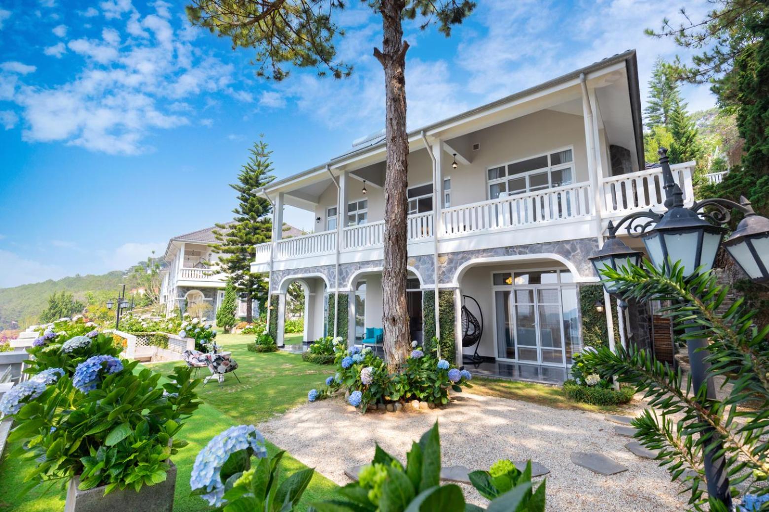 RANG DONG VILLAS view 2