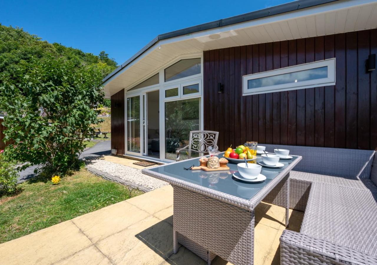 2 Bed in Caswell Bay oc-hh379 view 3