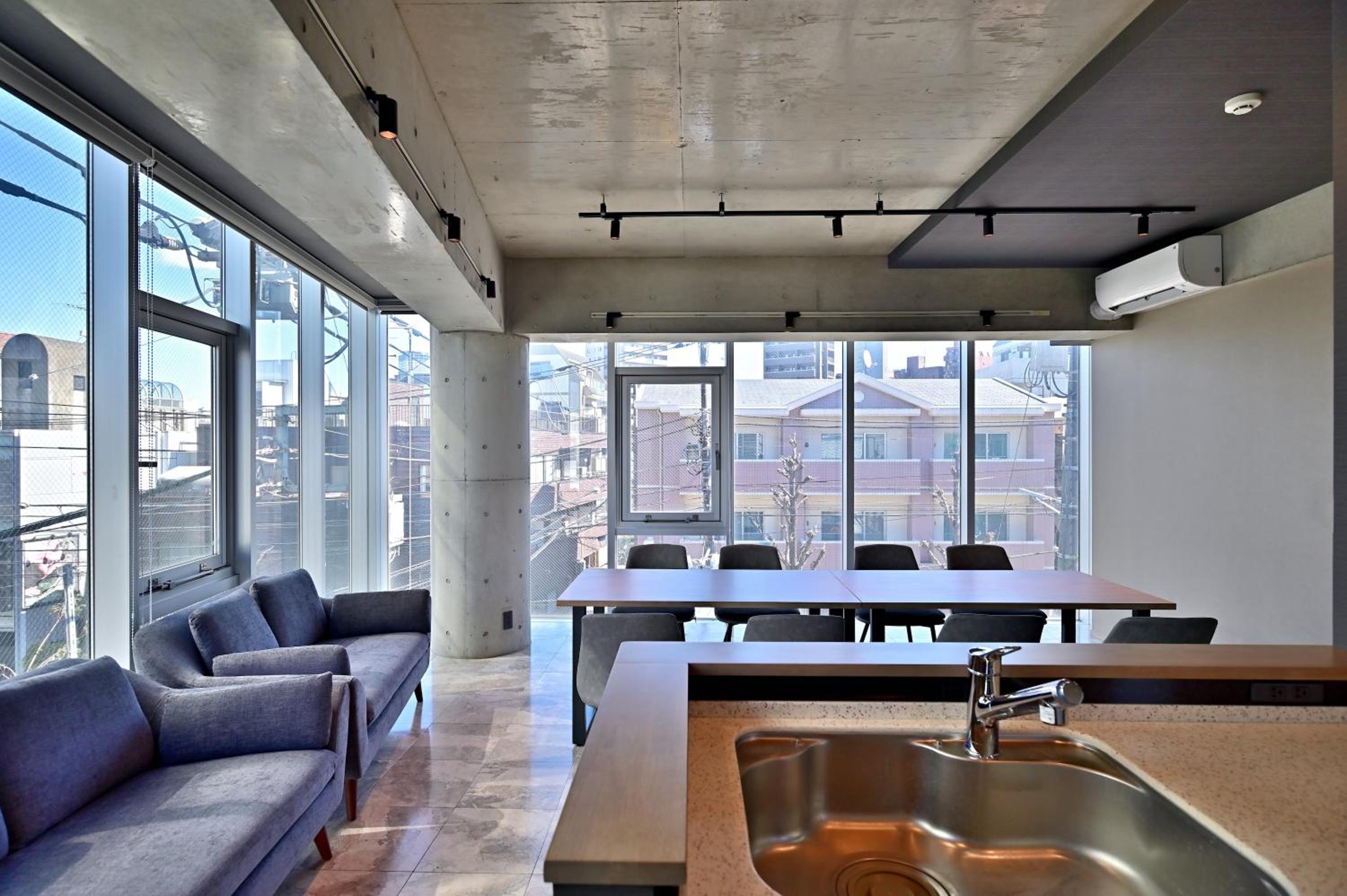 meeting & event spaces