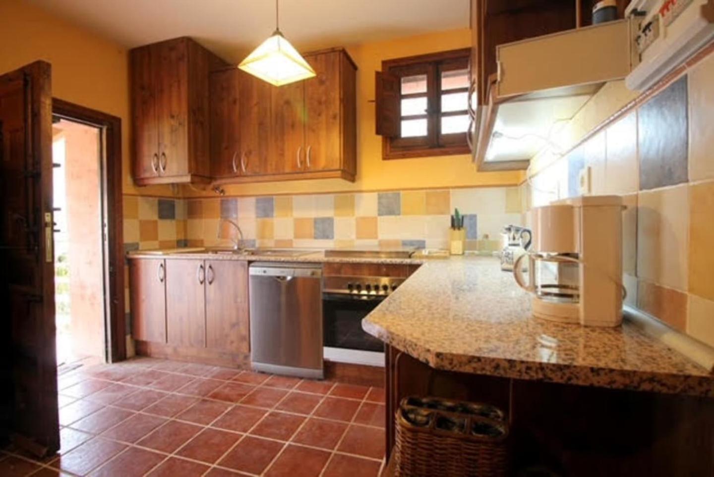CASA PARVATHI CANDELEDA