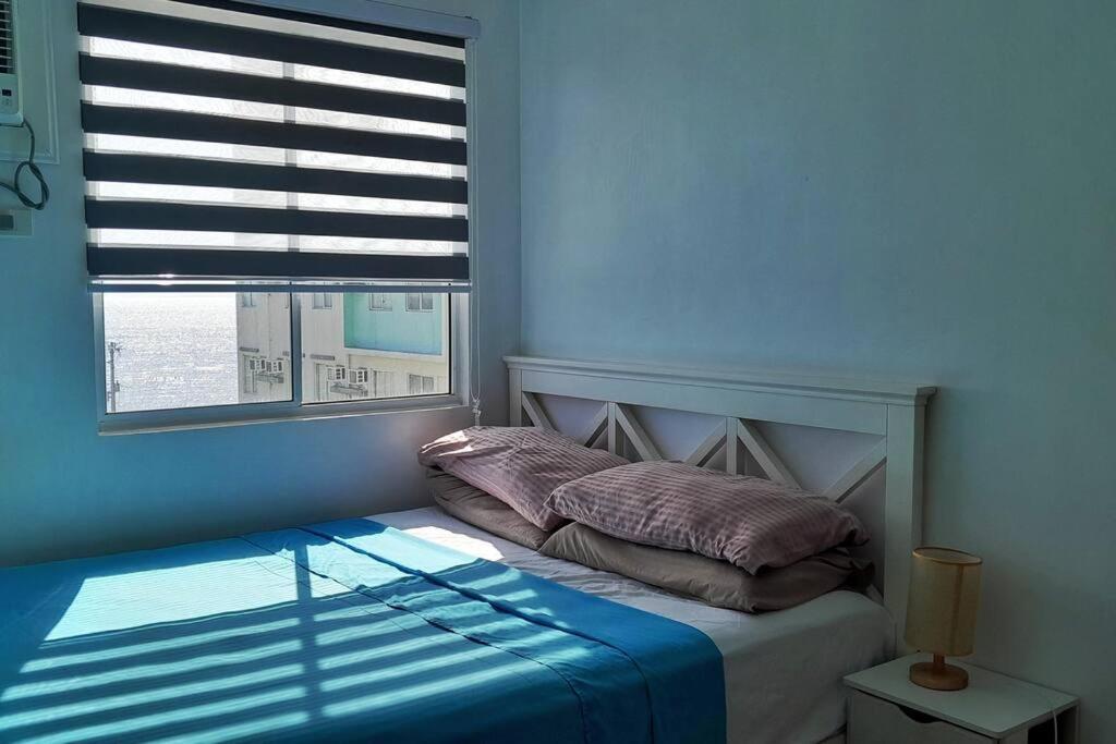 Oceanview apartment with pool, wifi & workspace view 3