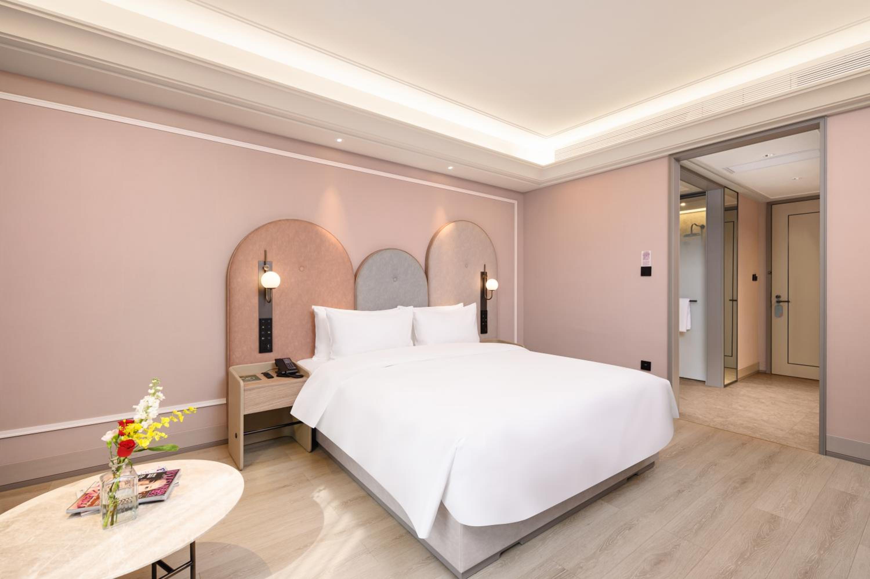 Mercure Yixing Wanda Plaza