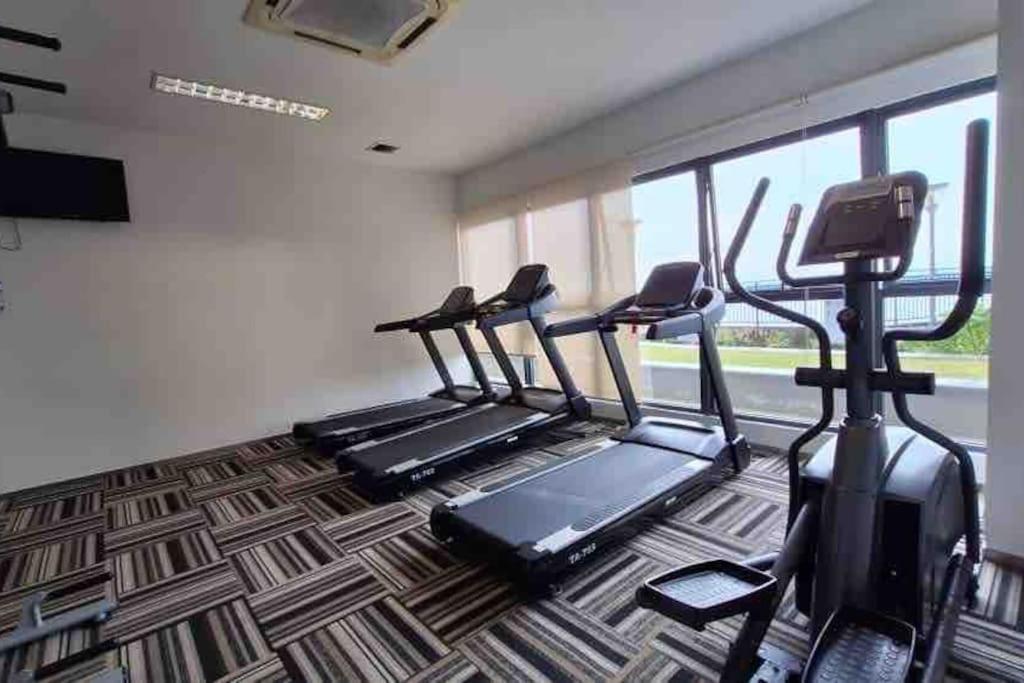 3BR Seaside Condo Johor Bahru 8-12pax