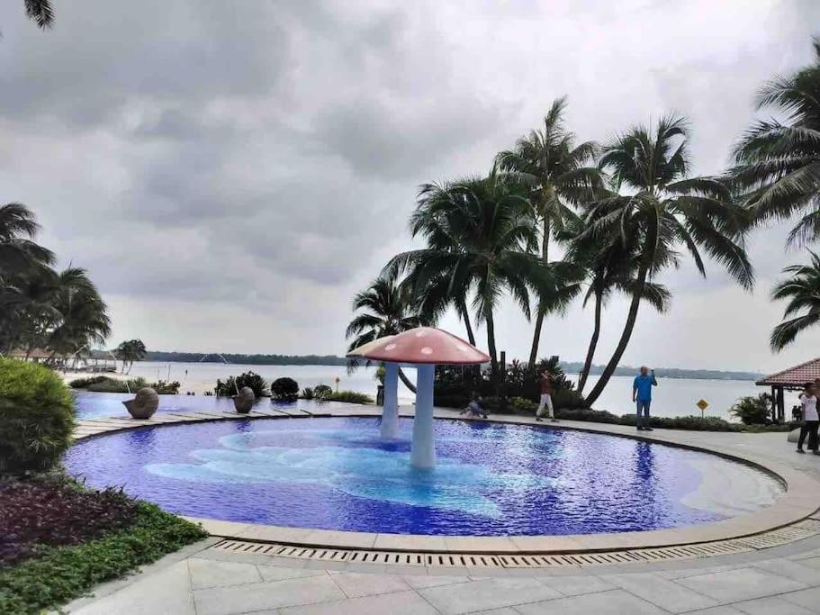 3BR Seaside Condo Johor Bahru 8-12pax